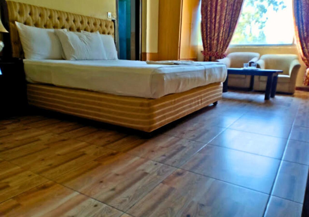 New Islamabad Hotel Ngoại thất bức ảnh